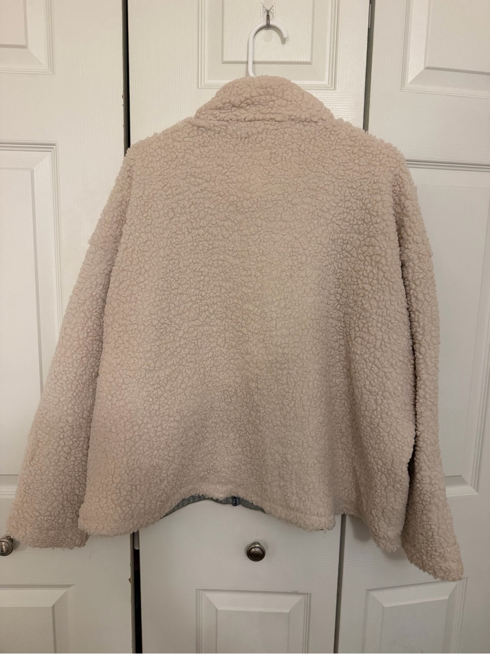 NWOT Mable Women’s Sherpa-Lined Light Blue Denim Teddy Jacket with Cream Trim - Picture 11 of 14